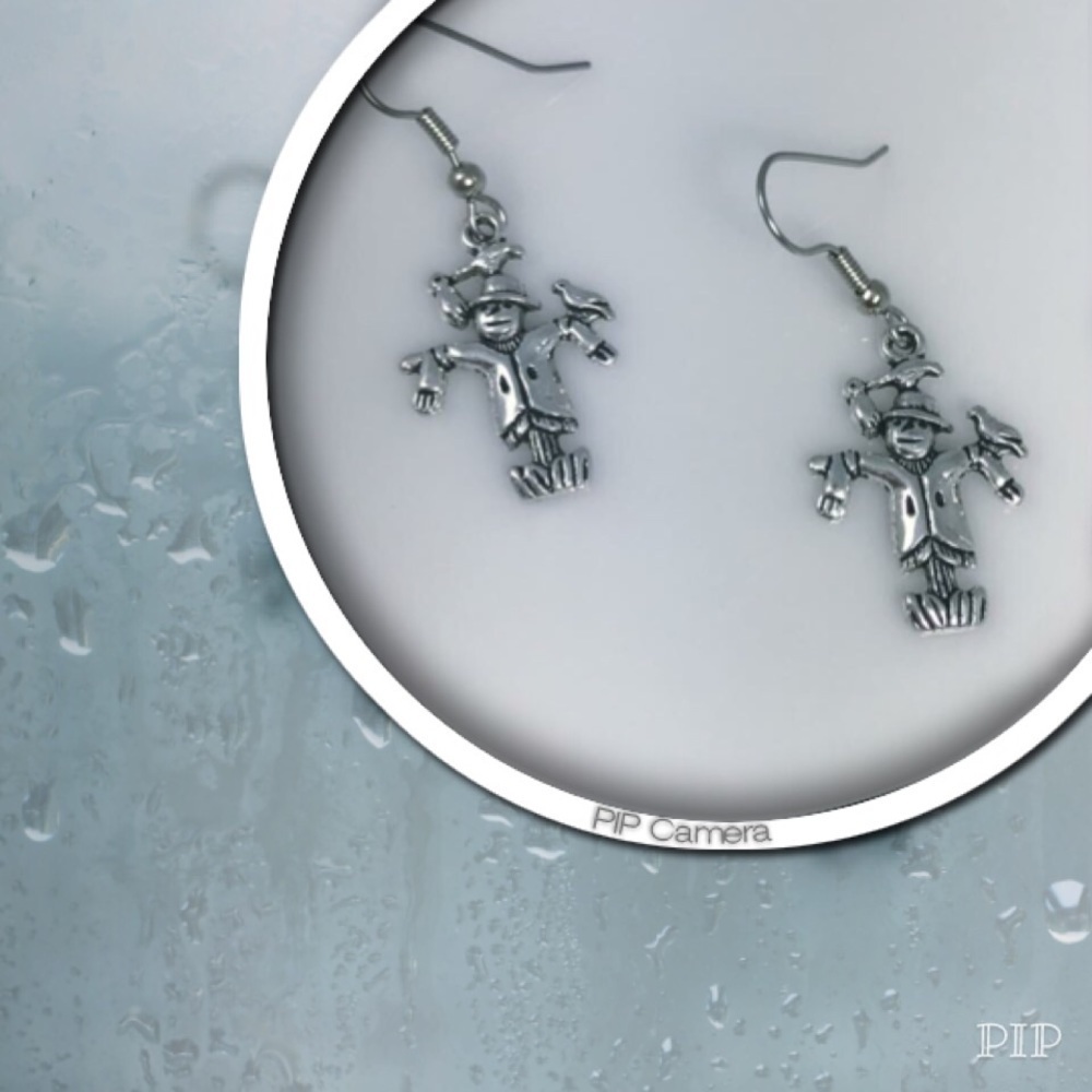 Pewter Scarecrow Earrings